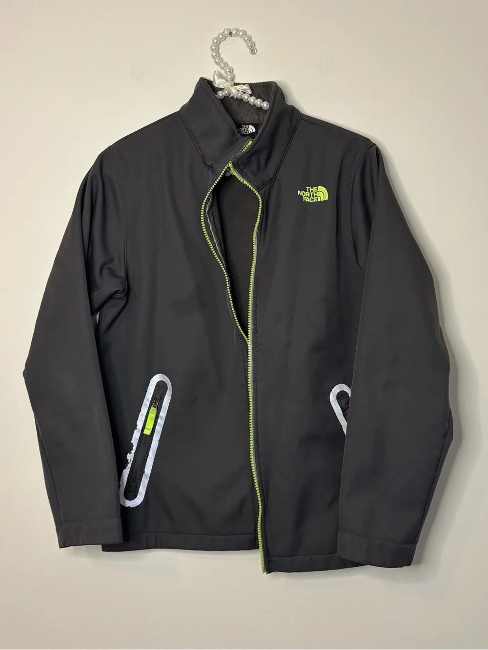 The North Face Kids Boy Gray Apex Bionic Soft Shell Jacket